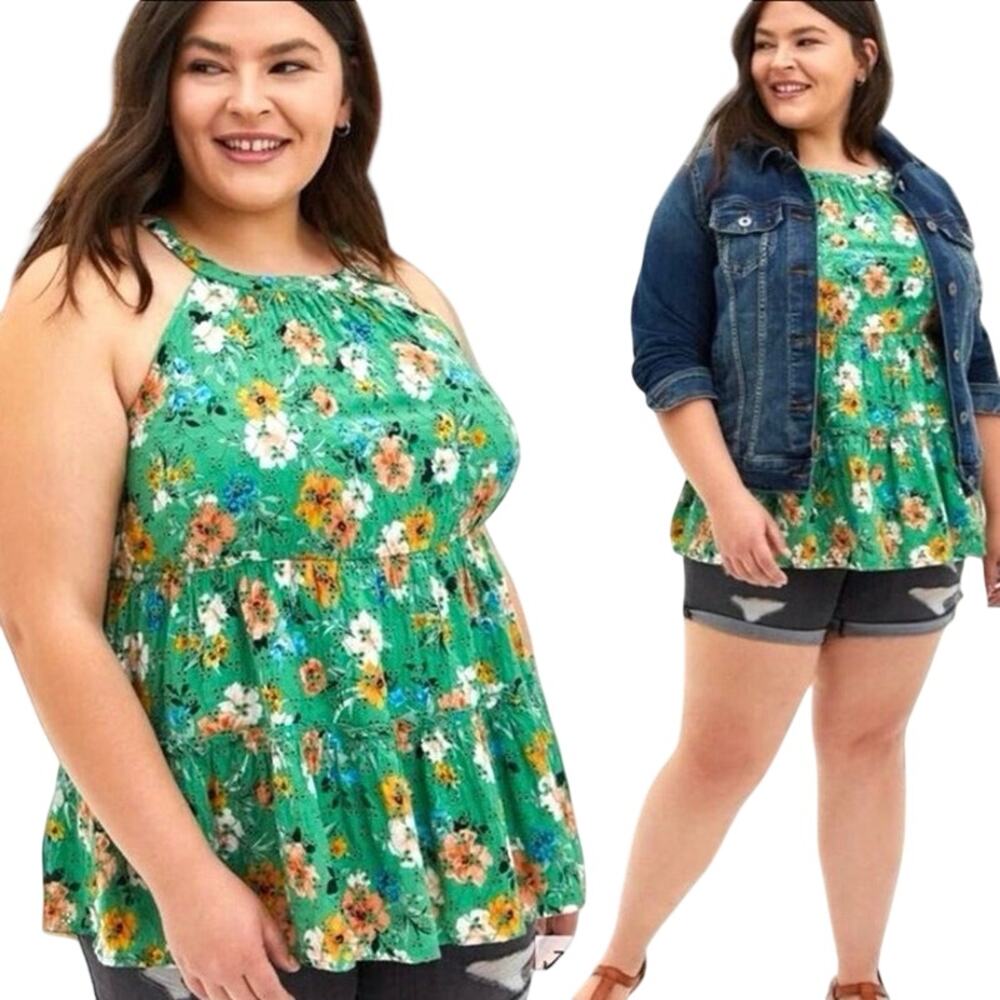 Torrid Green Floral Babydoll Eyelet Tiered Top Size 4 / 4X blouse tank plus size